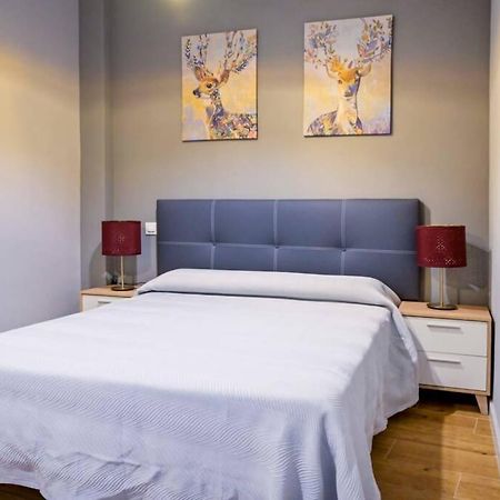 A - Apartamento Elegante Con Piscina Compartida Torrico Luaran gambar